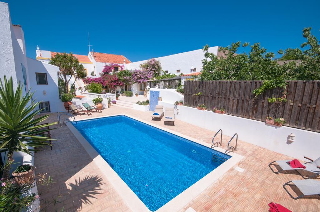 Отель Rio Arade Algarve Manor House Эштомбар Экстерьер фото