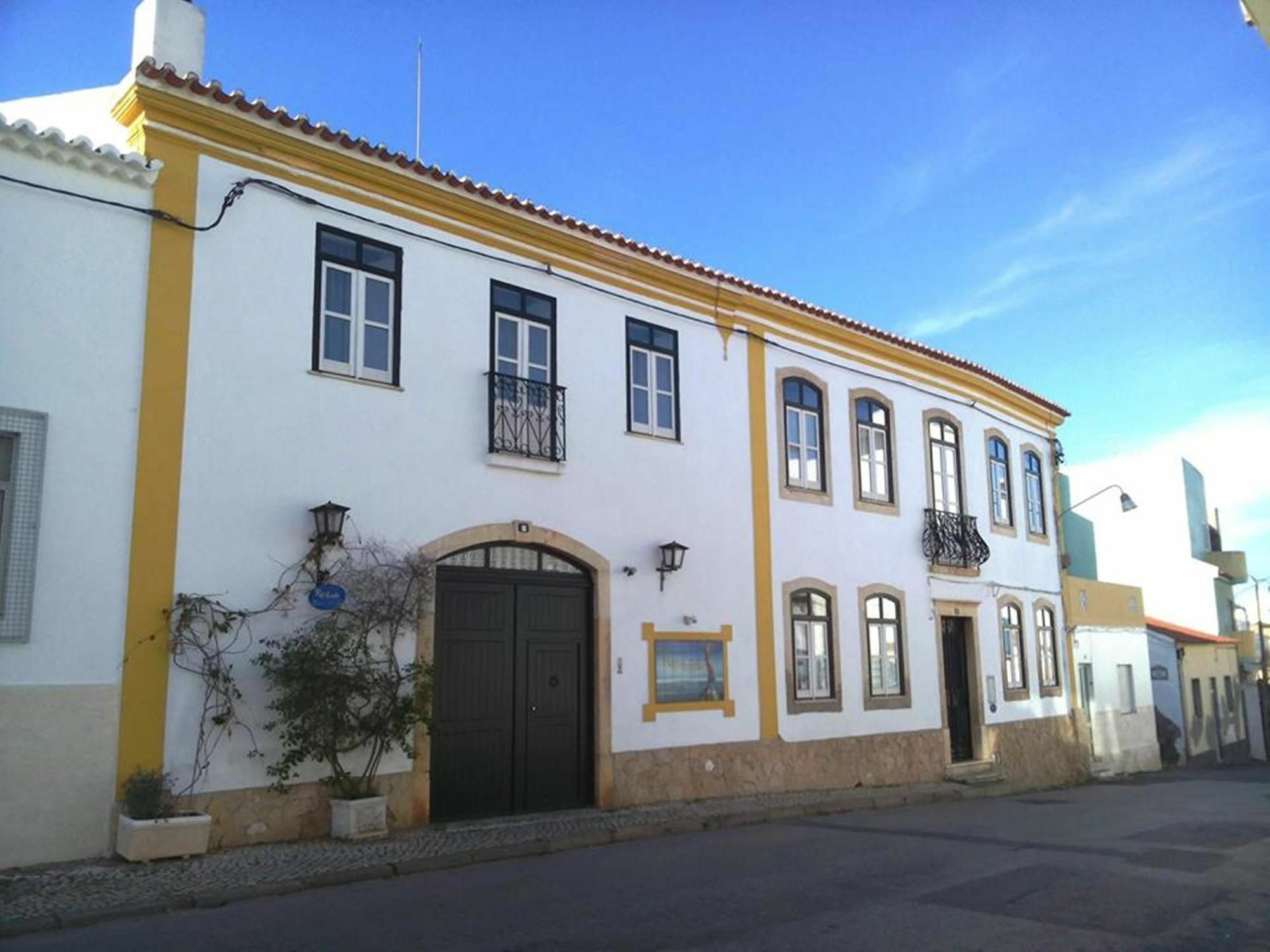 Отель Rio Arade Algarve Manor House Эштомбар Экстерьер фото